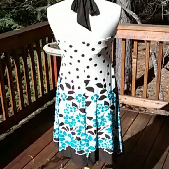 City Triangles Halter Dress - Picture 2 of 8